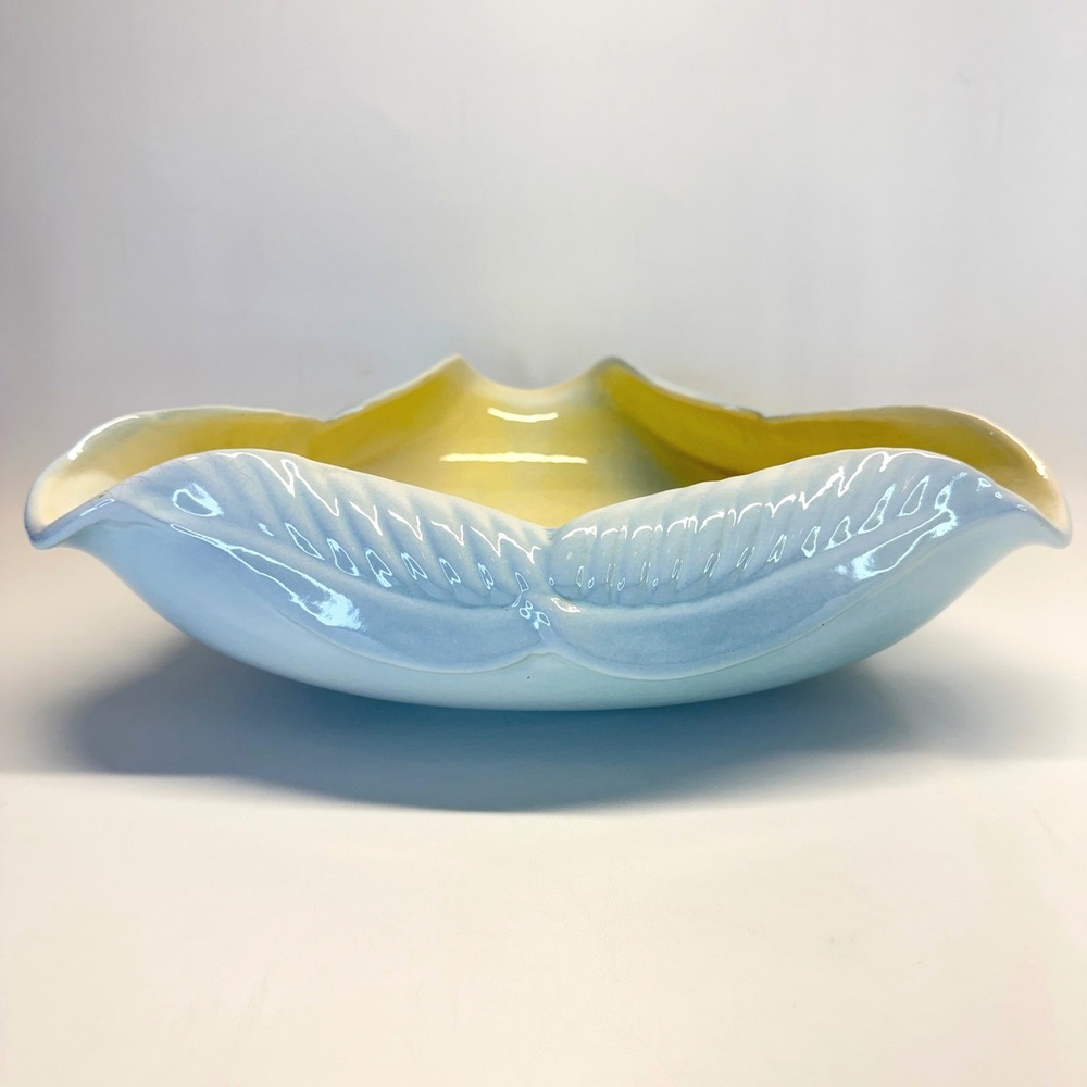 Royal Haeger Console Bowl Vintage Mid Century Scalloped Blue MCM Centerpiece